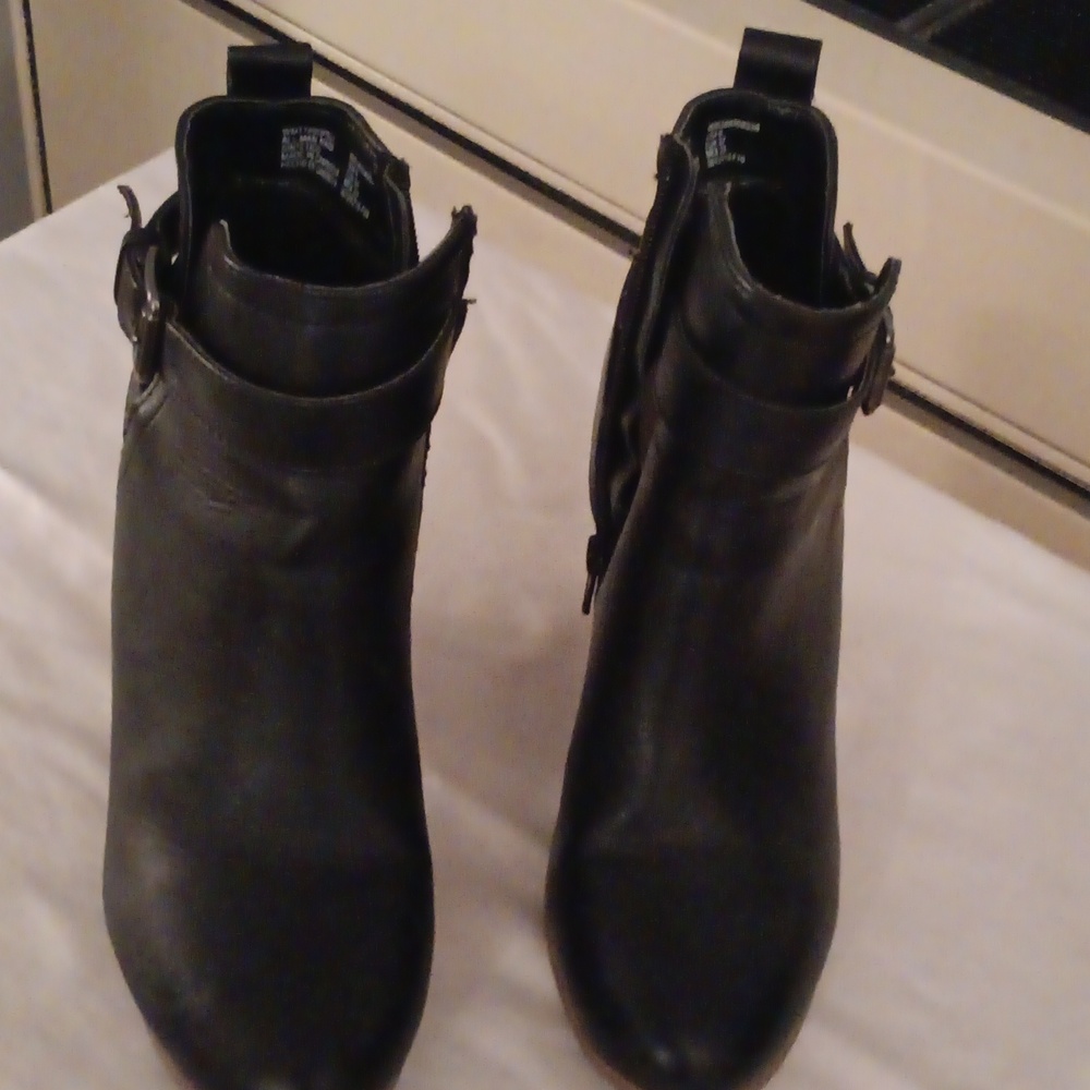 Black boots